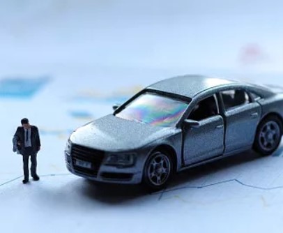 DeepSeek开年火爆 AI技术助推车企智能化进程